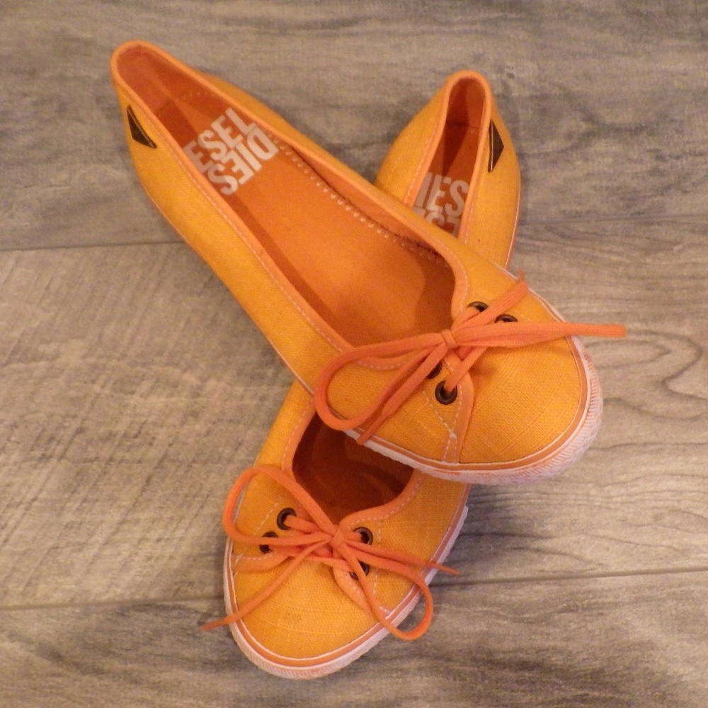 Diesel Orange canvas ballet style flat sneaker 7.5